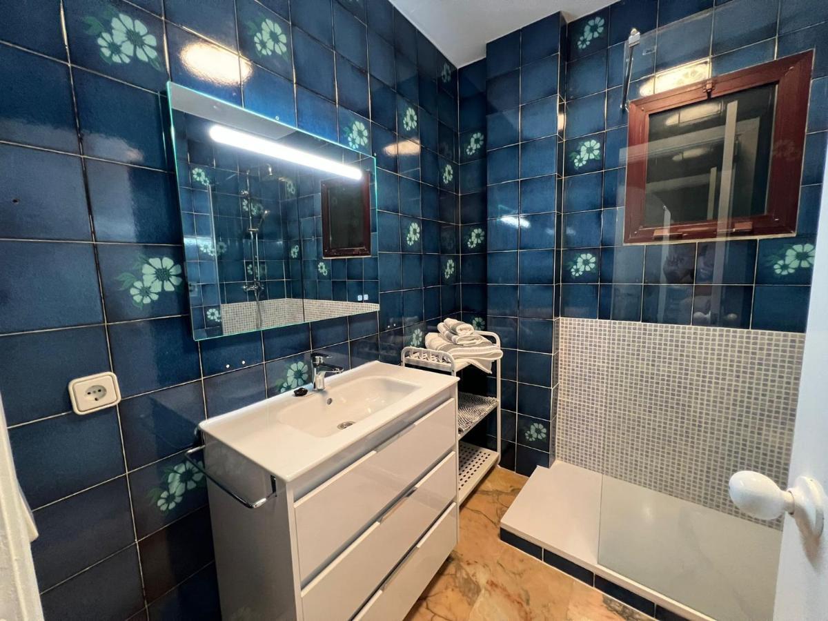 Atico En Yate Iv, Primera Linea Playa Apartment Fuengirola Exterior photo